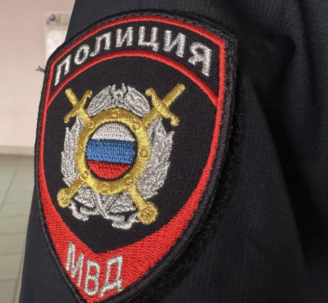 Сотрудники полиции задержали курьера телефонных мошенников, пытавшихся обмануть местную жительницу